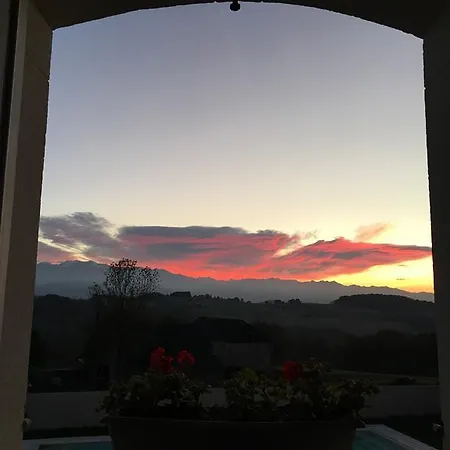 Beth Soureilh Adults Only 3* Coarraze