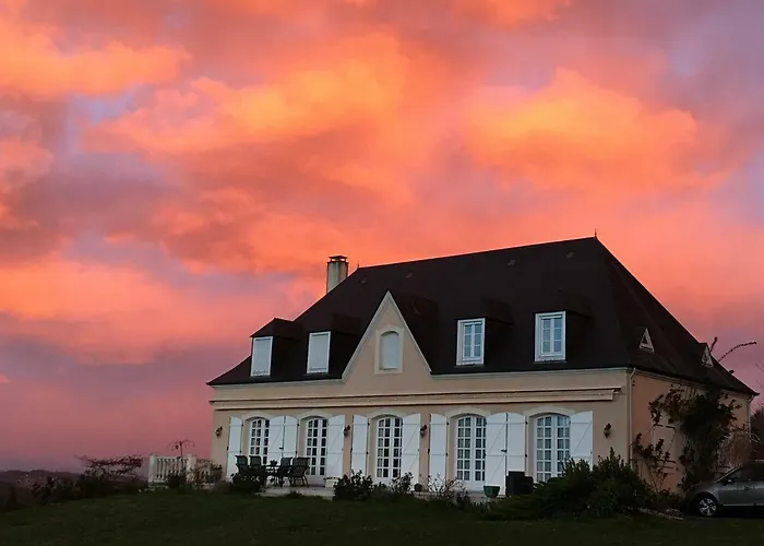 Alojamento de Acomodação e Pequeno-almoço Beth Soureilh Adults Only